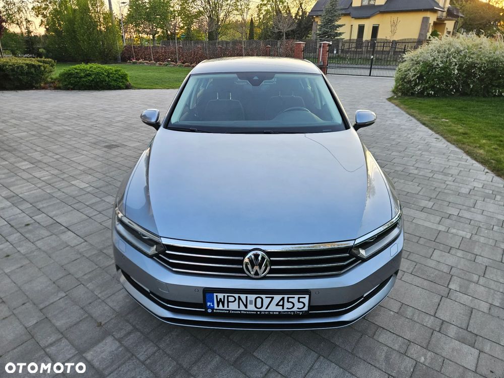 Volkswagen Passat 2.0 TDI SCR Comfortline DSG - 3