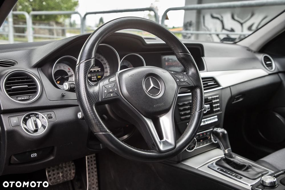 Mercedes-Benz Klasa C - 12