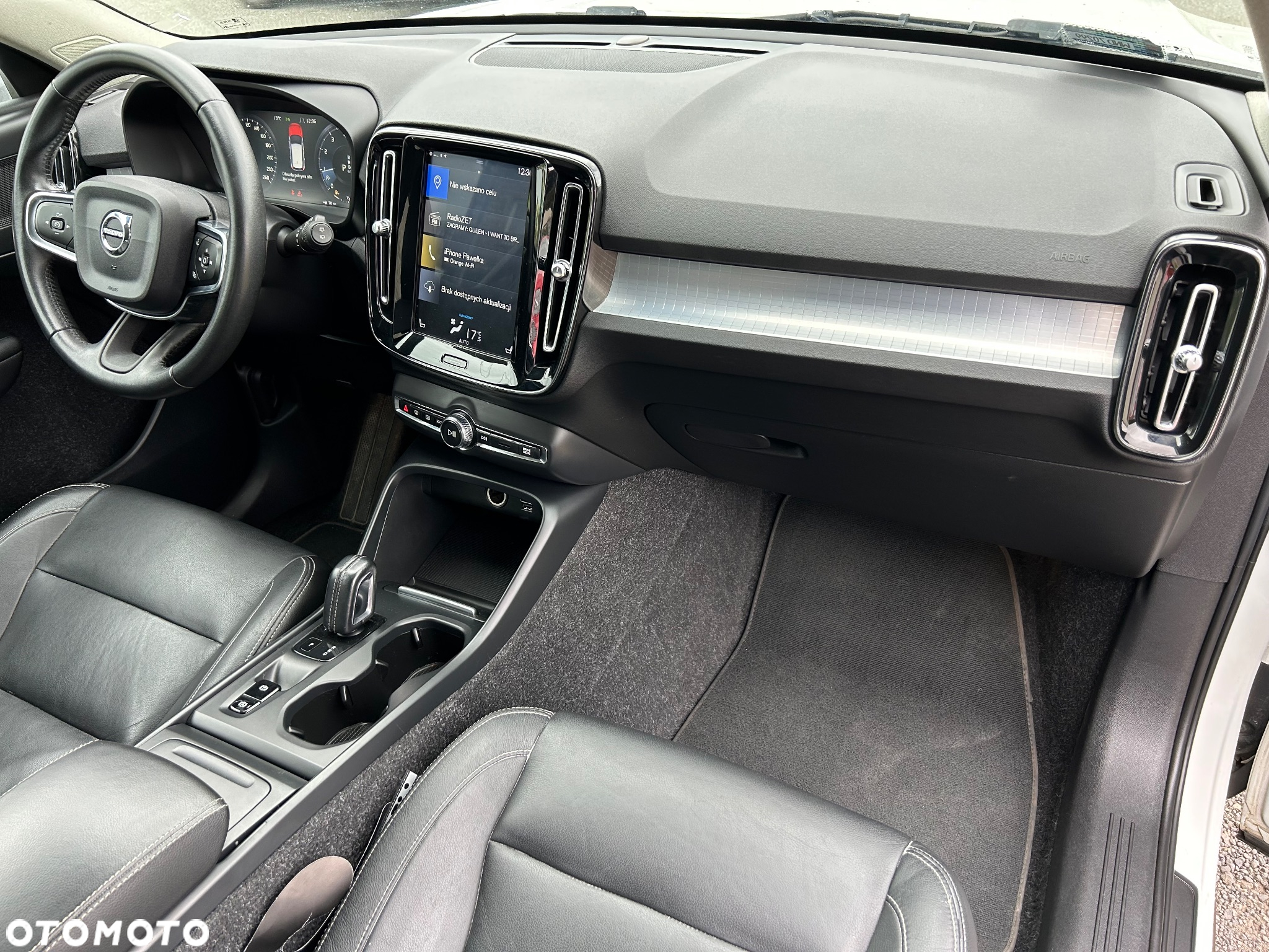 Volvo XC 40 T5 AWD Momentum Pro - 13