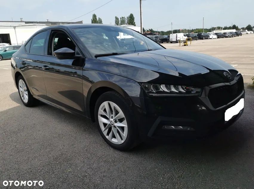 Skoda Octavia 2.0 TDI Ambition DSG - 1