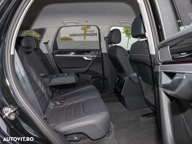 Volkswagen Touareg - 8