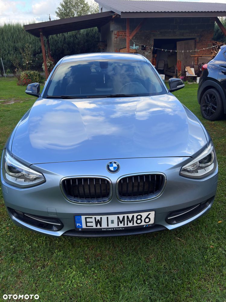 BMW 116D 2012 photo 2