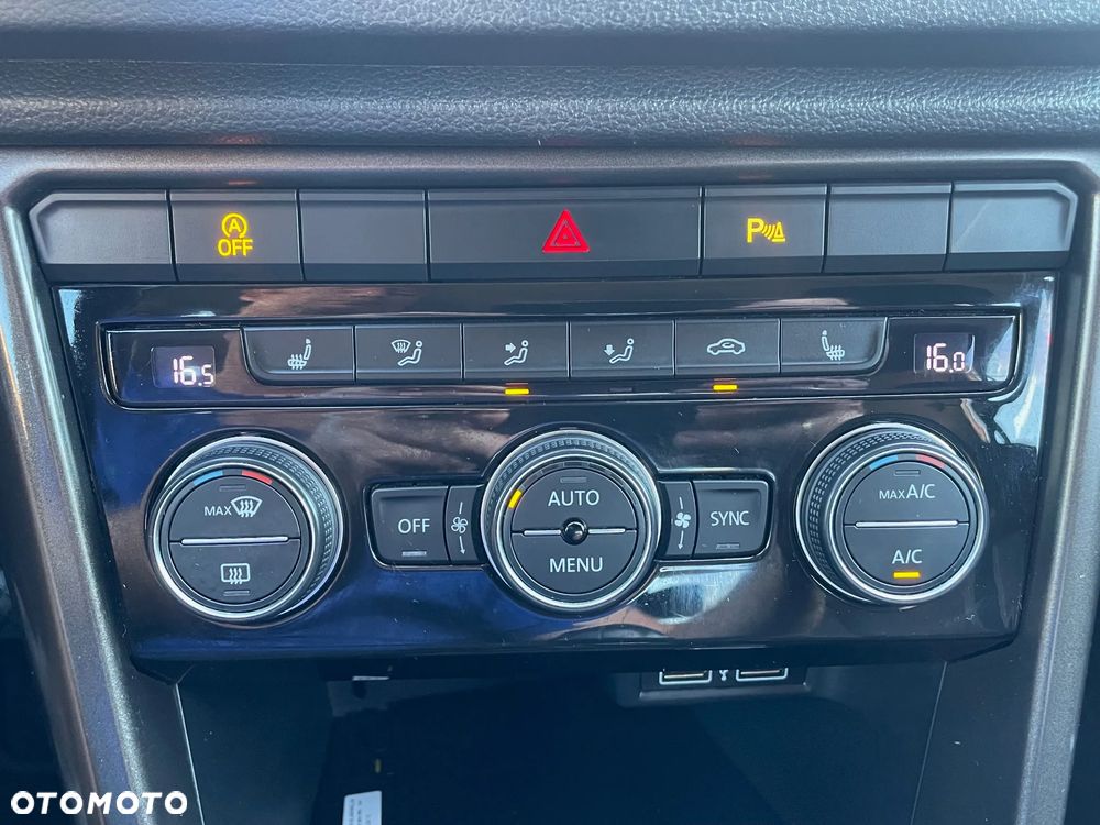 Volkswagen T-Roc 1.0 TSI OPF Style - 18