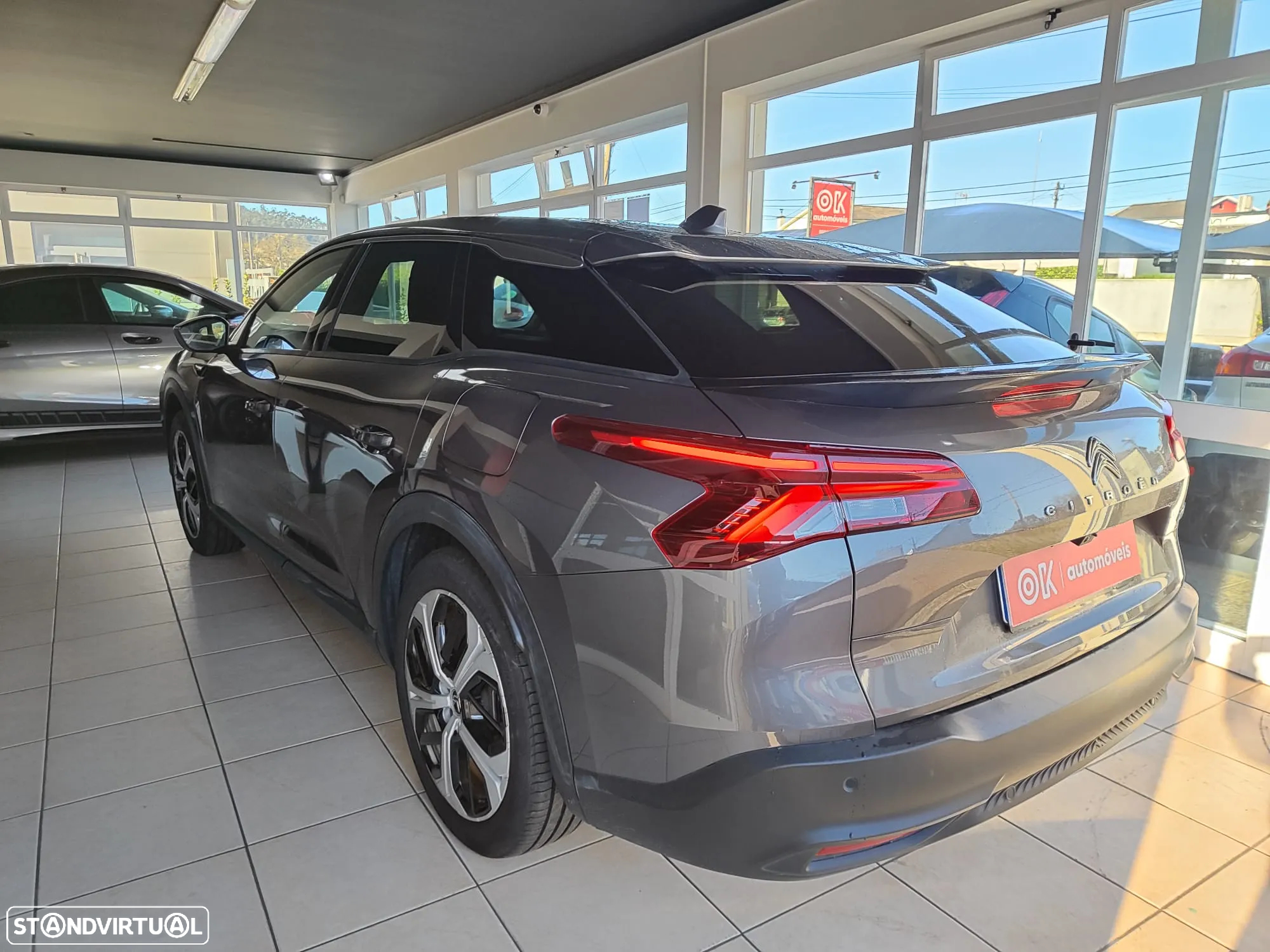 Citroën C5 X 1.6 Hybrid Shine Pack e-EAT8 - 8