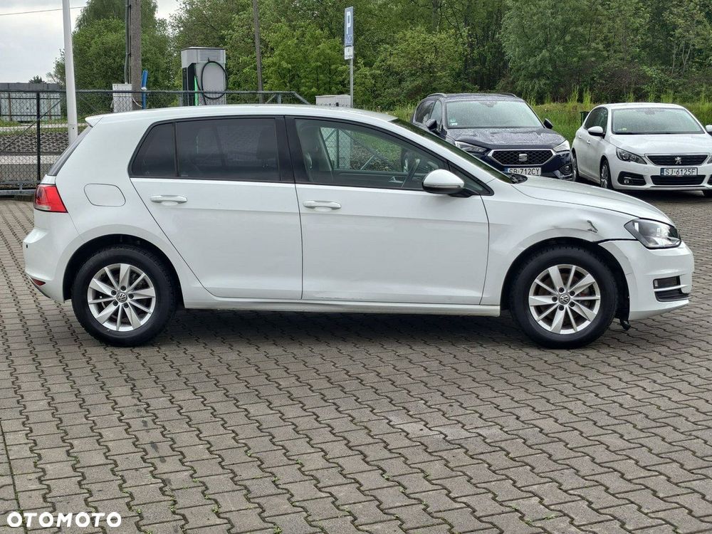Volkswagen Golf - 8