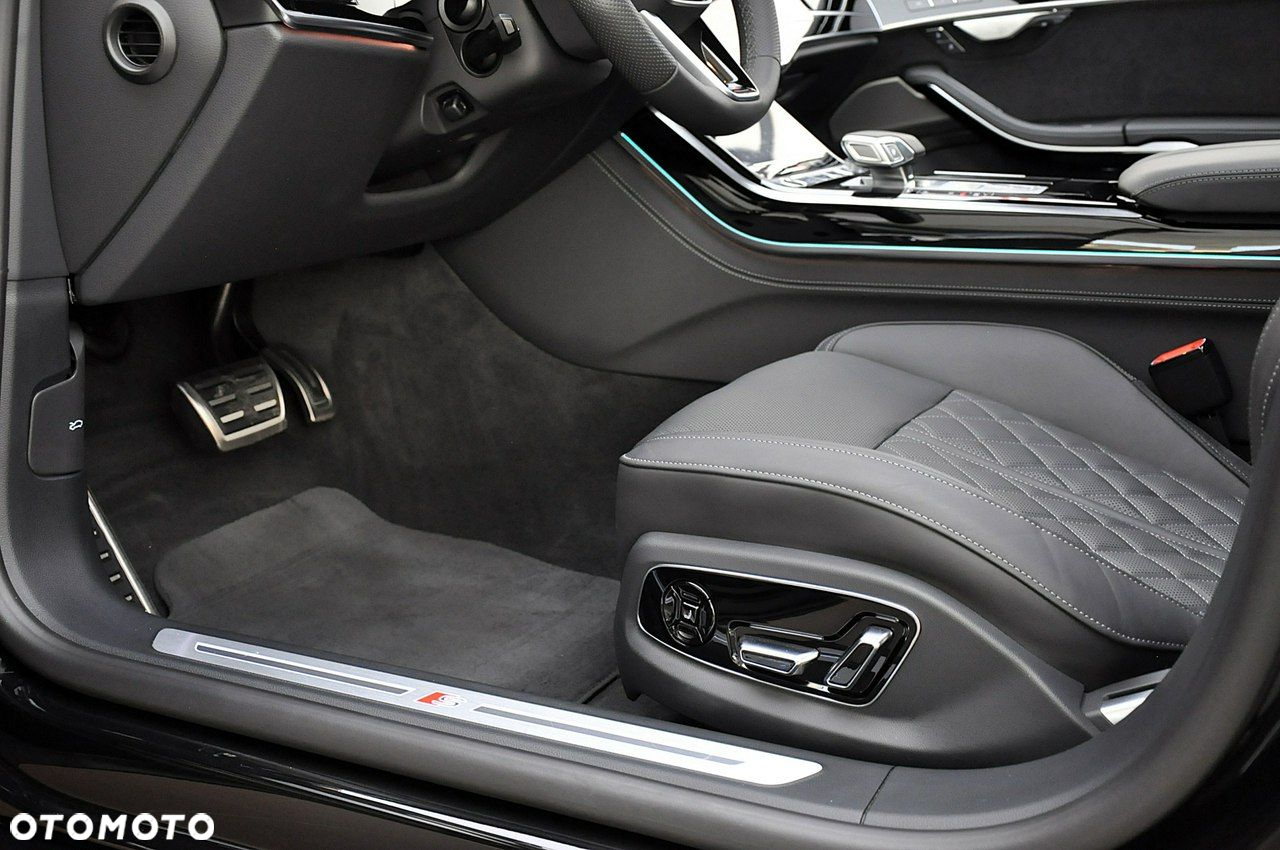 Audi A8 - 17