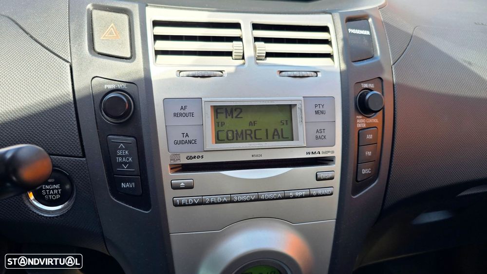 Toyota Yaris 1.0 VVT-i AC - 8