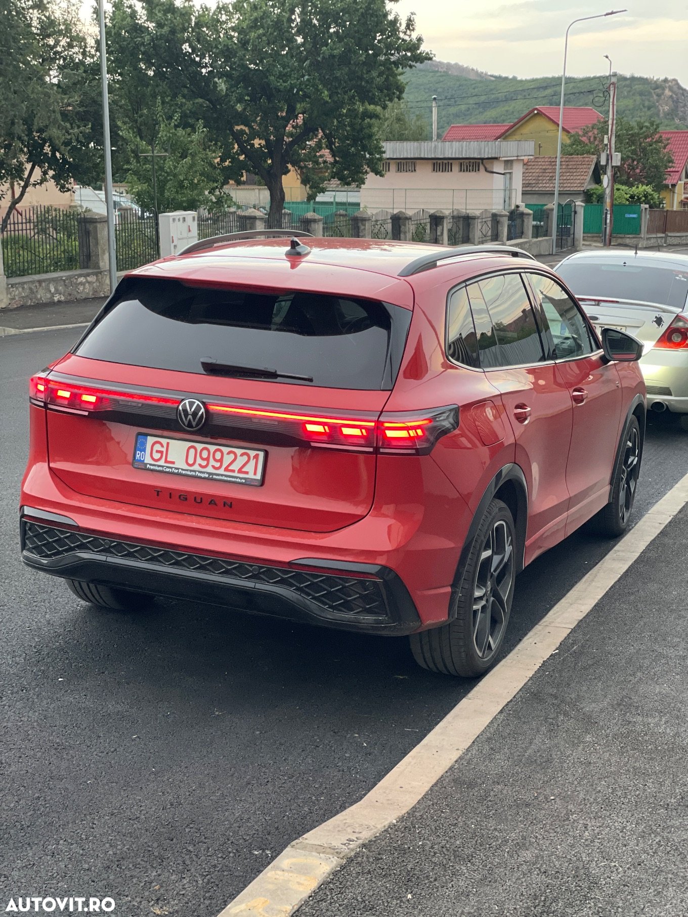 Volkswagen Tiguan 1.5 eTSI OPF DSG R-Line - 5