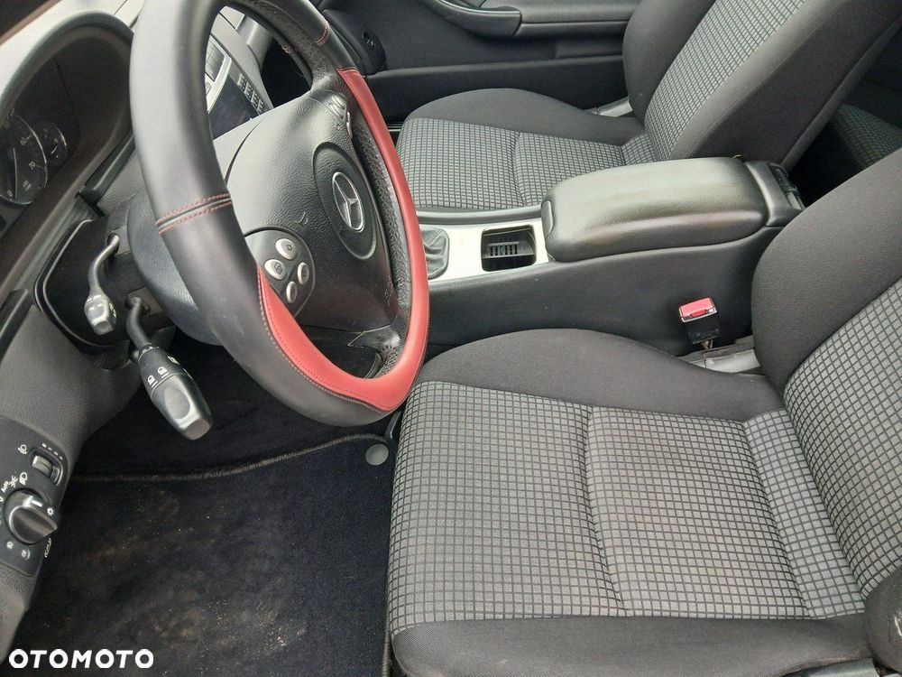 Mercedes-Benz Klasa C 200 Kompressor - 11