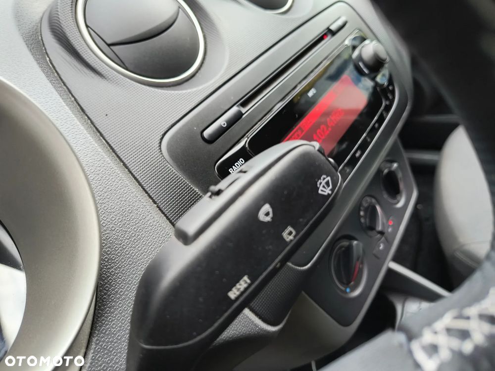 Seat Ibiza 1.6 16V Sport Edition - 11