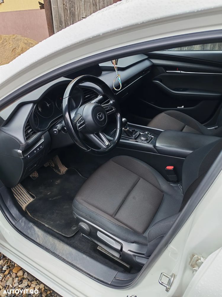 Mazda 3 e-Skyactiv G122 MHEV - 6