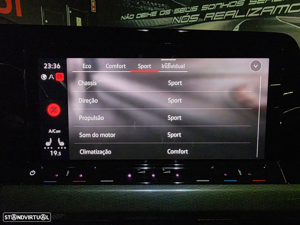 VW Golf 2.0 TSI GTI Clubsport DSG - 38