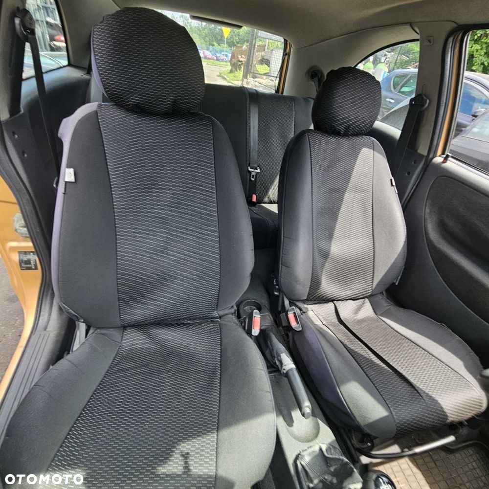OPEL CORSA - C 1,0 KAT 1,0 B 44 kW / 60 KM (kod lak: Z40E) POJAZD NA CZĘŚCI - 7