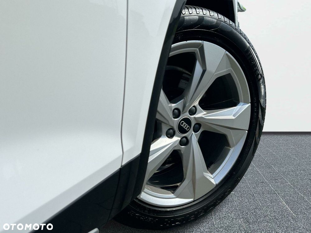 Audi Q5 Sportback - 10