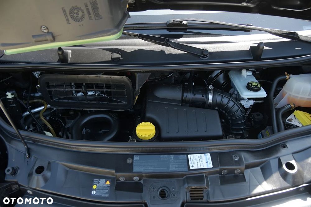 Opel Vivaro - 36