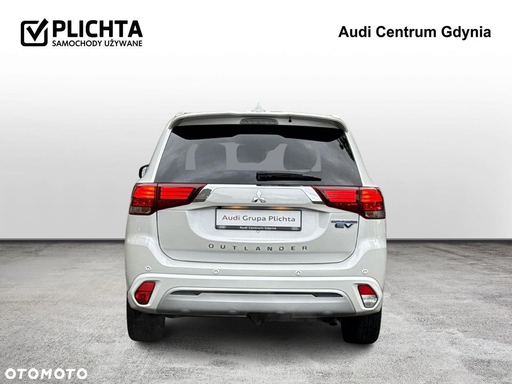 Mitsubishi Outlander PHEV Intense + - 4