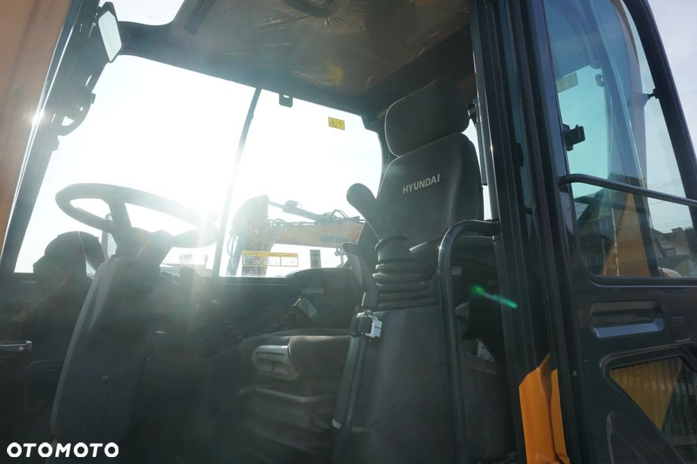Hyundai Robex 55W - 9A - 7