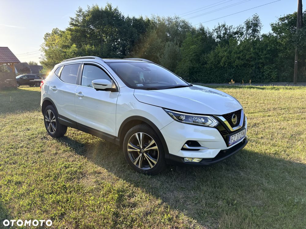 Nissan Qashqai - 2