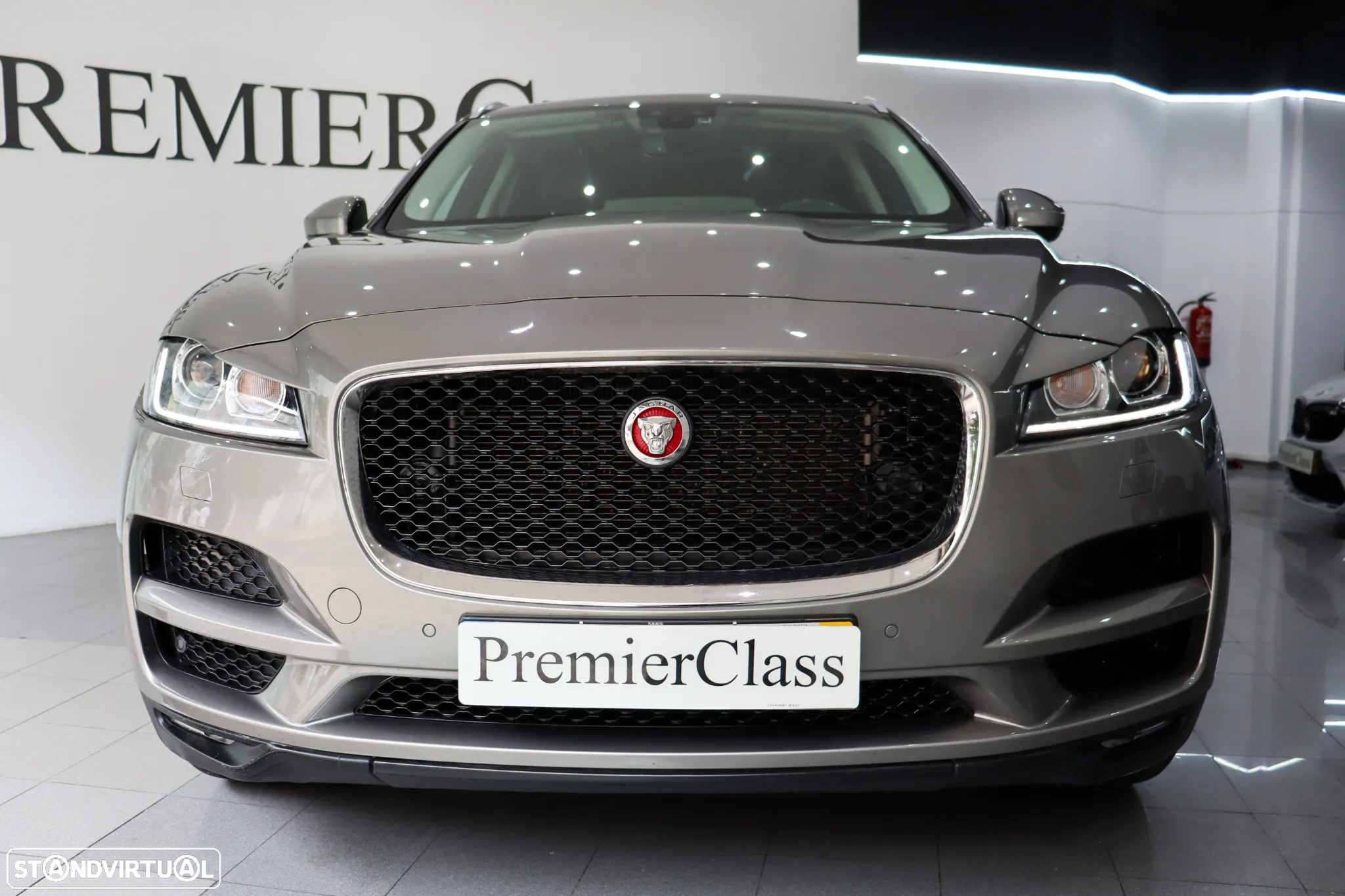 Jaguar F-Pace 2.0 i4D Prestige Aut. - 3