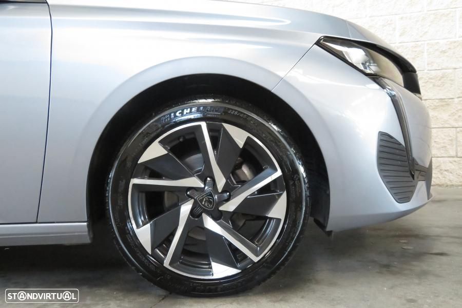 Peugeot 308 1.2 PureTech Allure - 26