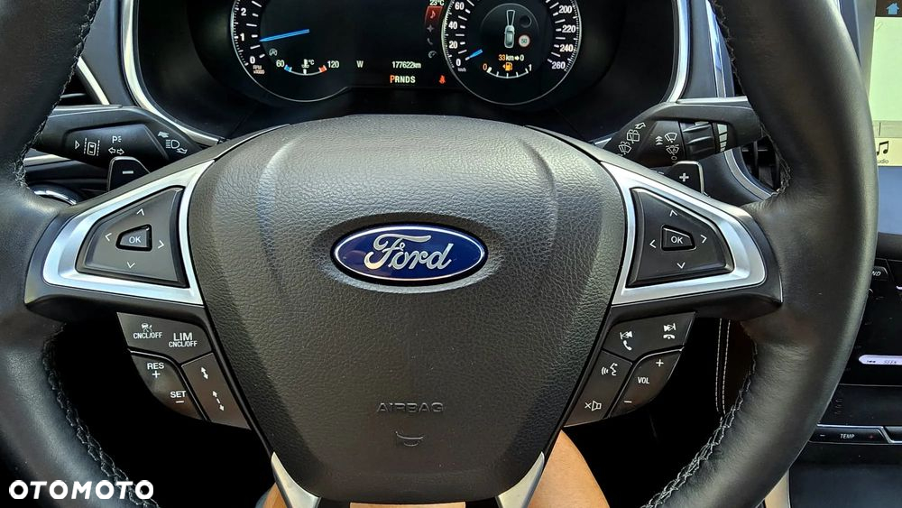 Ford S-Max 2.0 TDCi Vignale PowerShift - 26