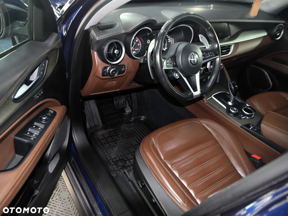 Alfa Romeo Stelvio 2.0 Turbo Executive Q4 - 16