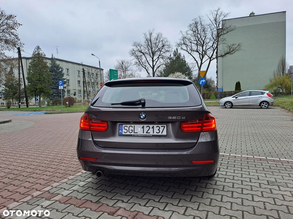 BMW Seria 3 320d - 8