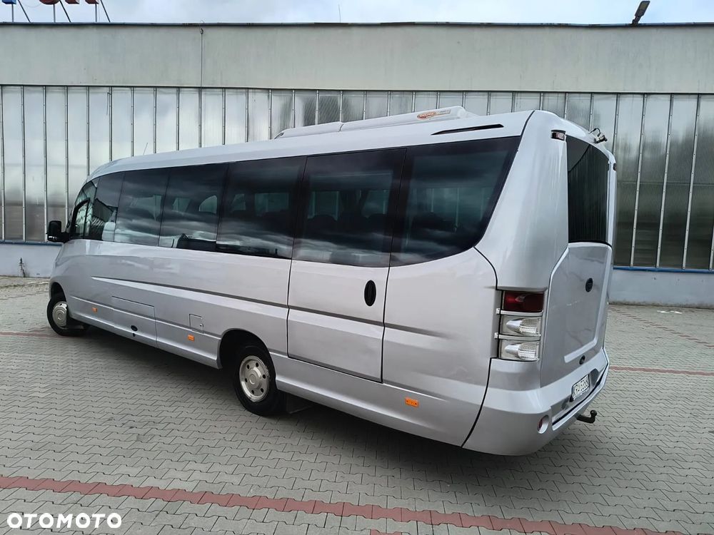 Mercedes-Benz SUNRIDER 818D - 8
