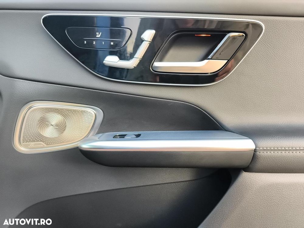Mercedes-Benz GLC 300 e 4MATIC - 4