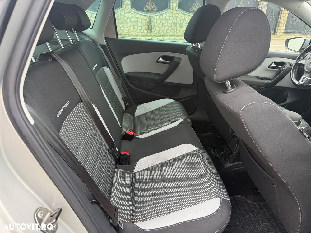 Volkswagen Polo - 9