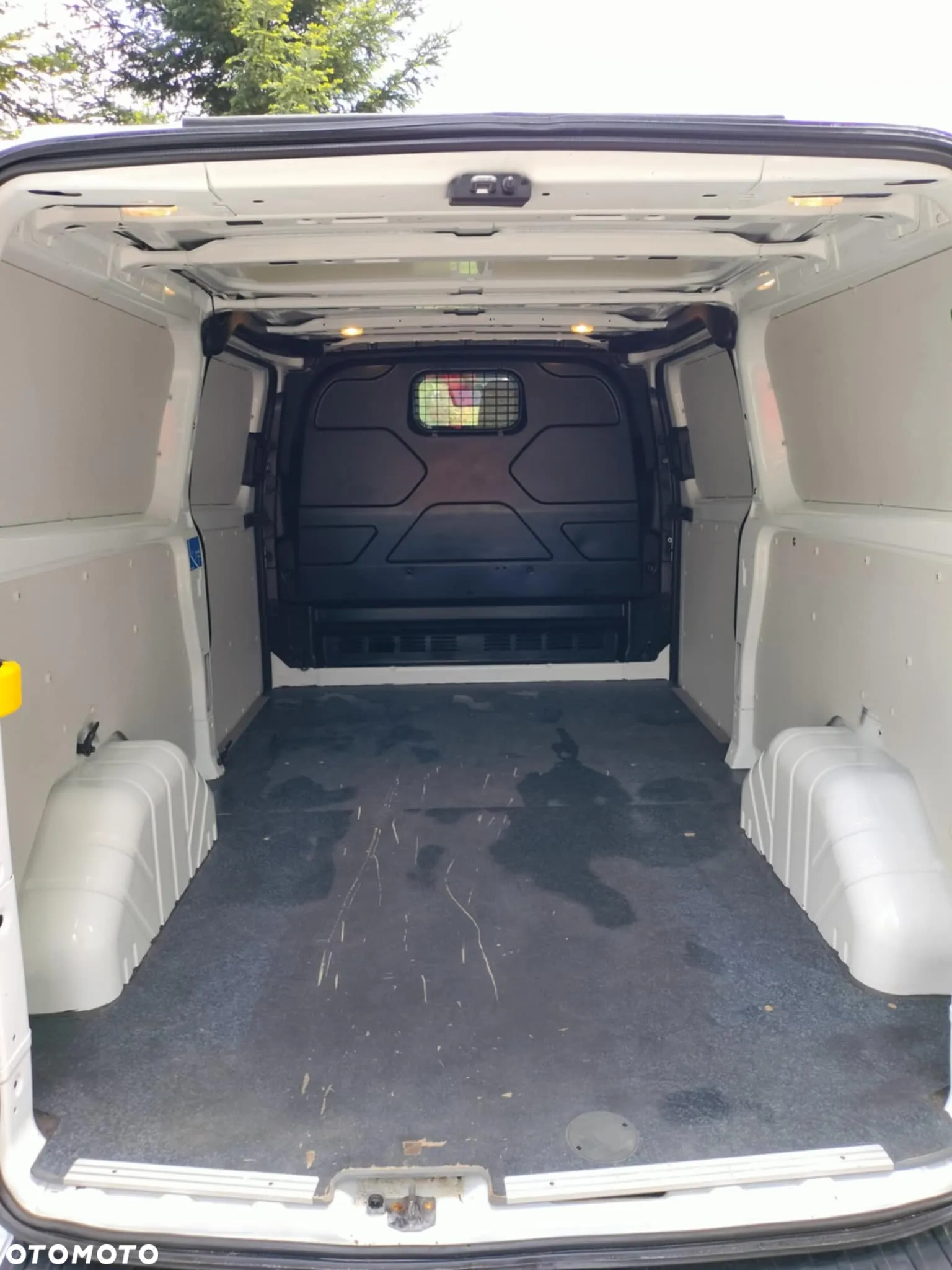 Ford transit custom - 12