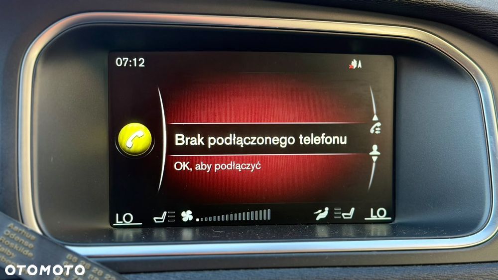 Volvo V40 - 22