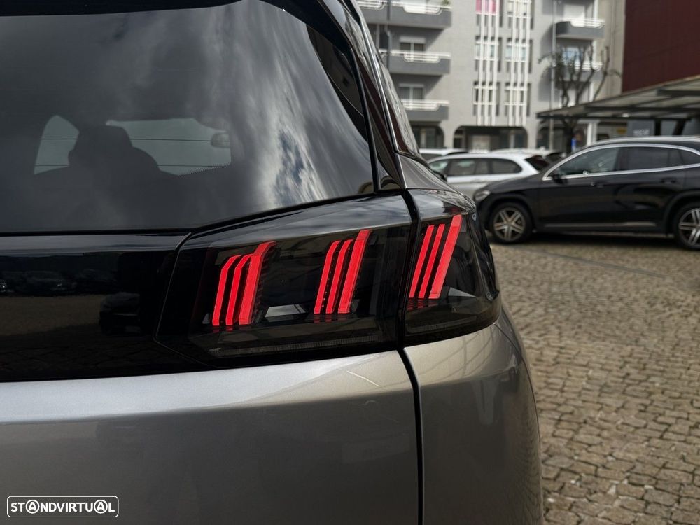 Peugeot 5008 1.2 PureTech Allure Pack EAT8 - 25