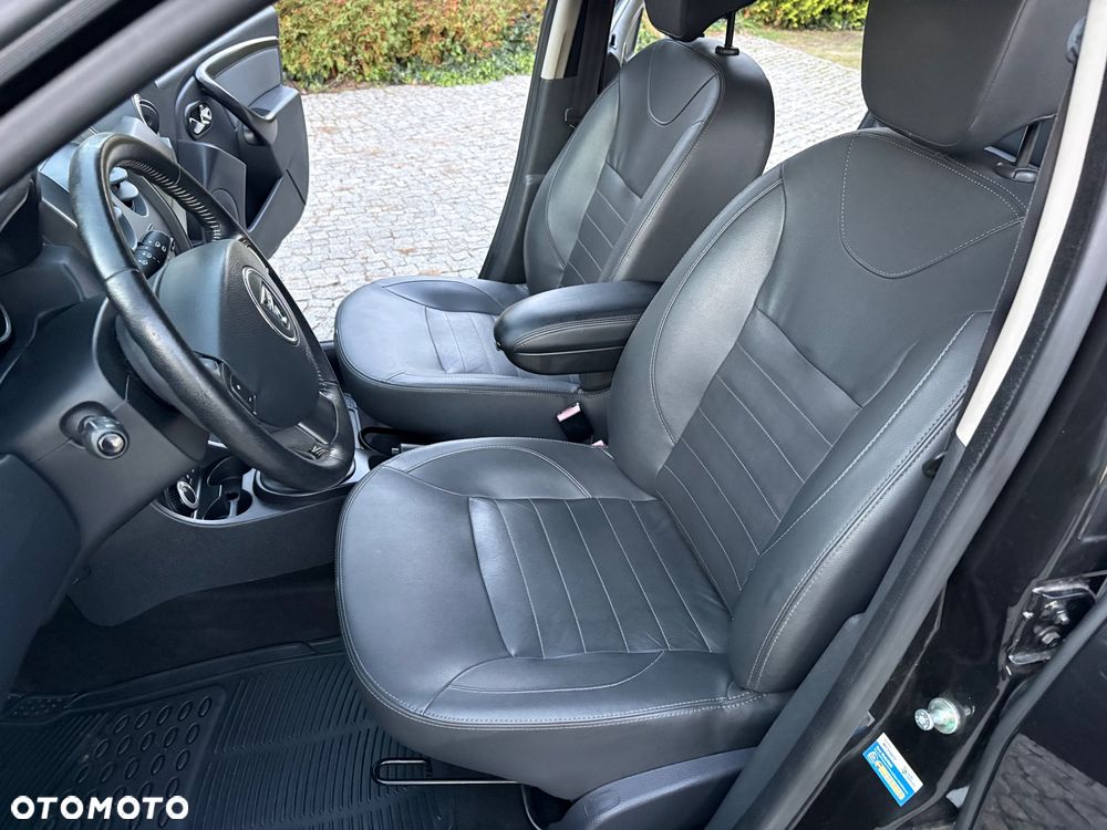 Dacia Duster 1.6 SCe Urban Explorer S&S - 34