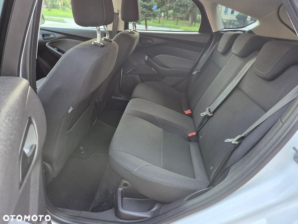 Ford Focus 1.0 EcoBoost Start-Stopp-System Ambiente - 34