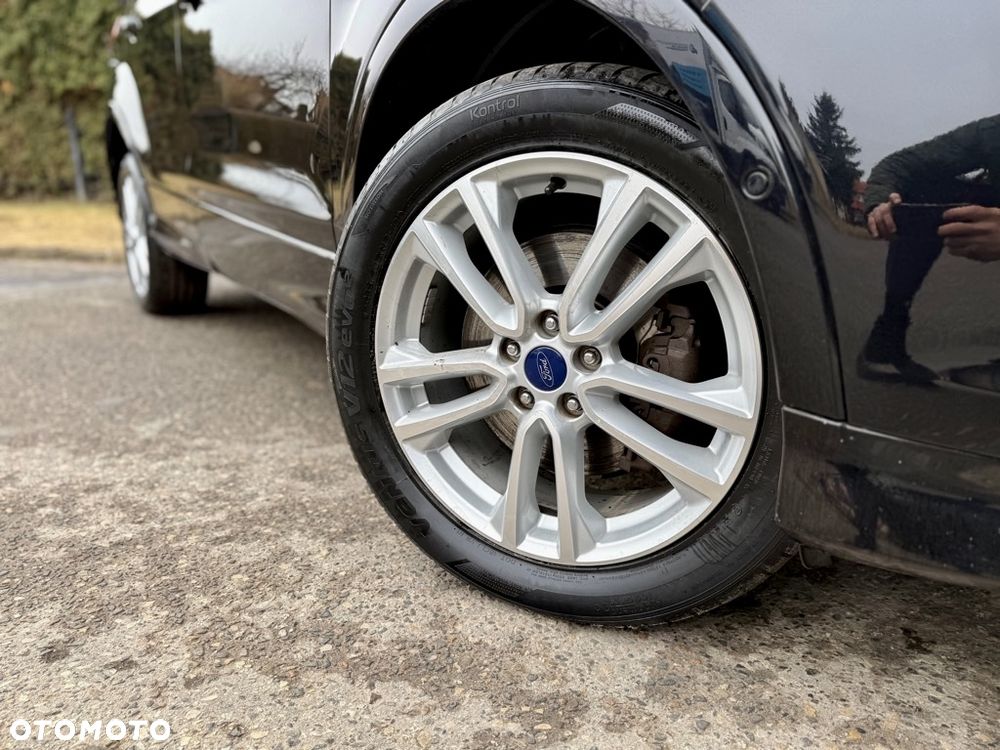 Ford Kuga 2.0 TDCi 4x4 Titanium - 12