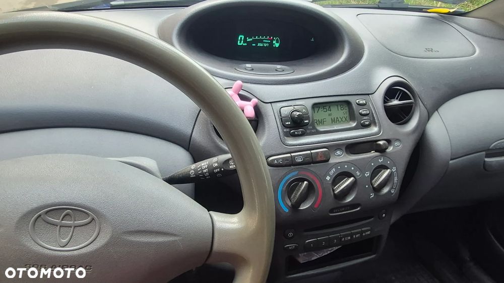 Toyota Yaris 1.4 D-4D - 15