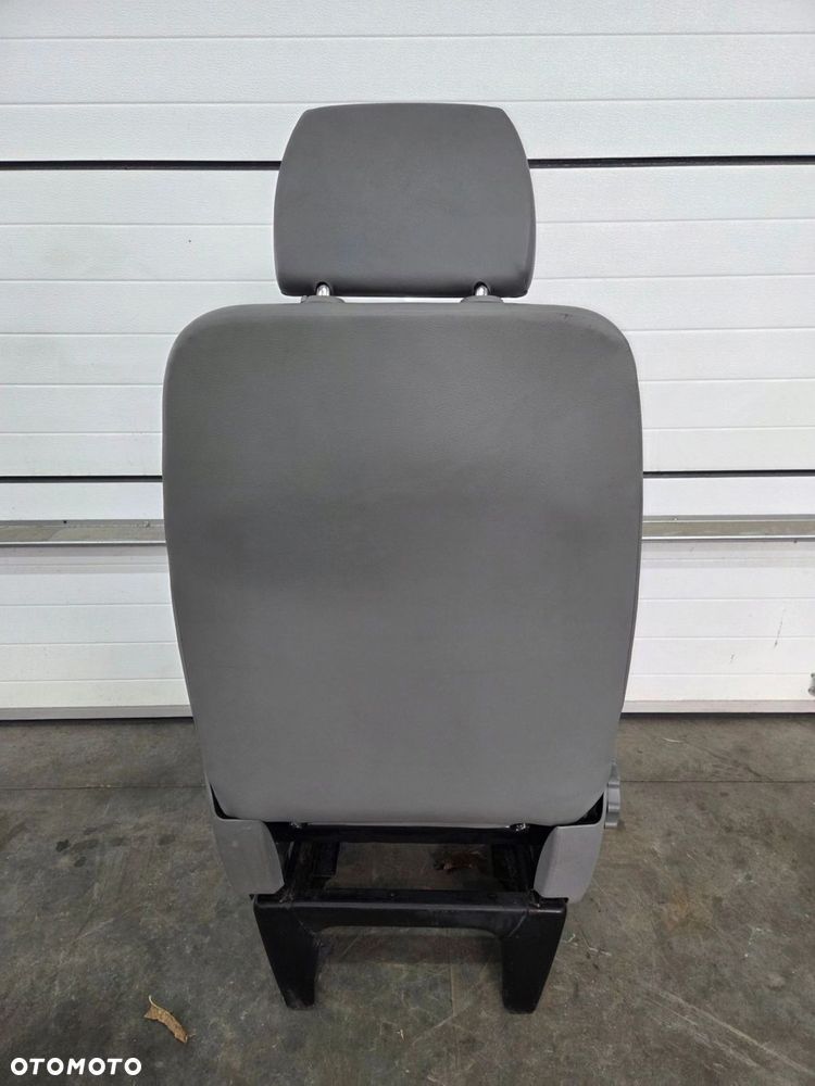 VW T5 T6 fotel pasażera przód ROBUST - 4