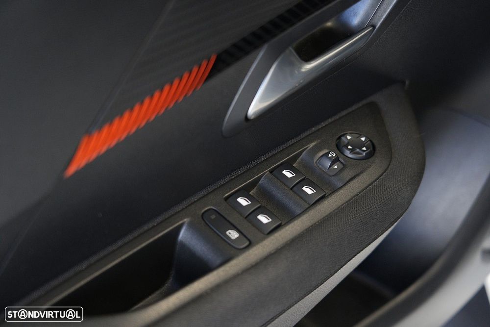 Peugeot e-208 50 kWh Active - 18