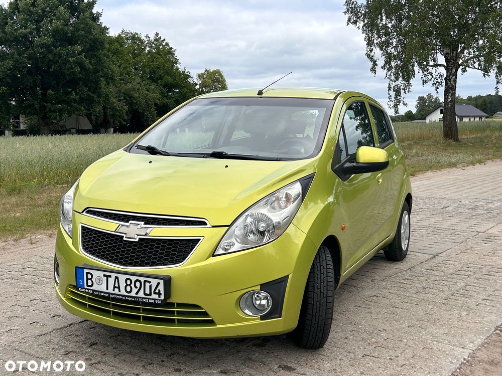 Chevrolet Spark 1.0 - 12