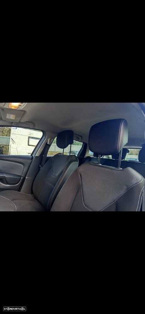 Renault Clio Sport Tourer 0.9 TCE - 22