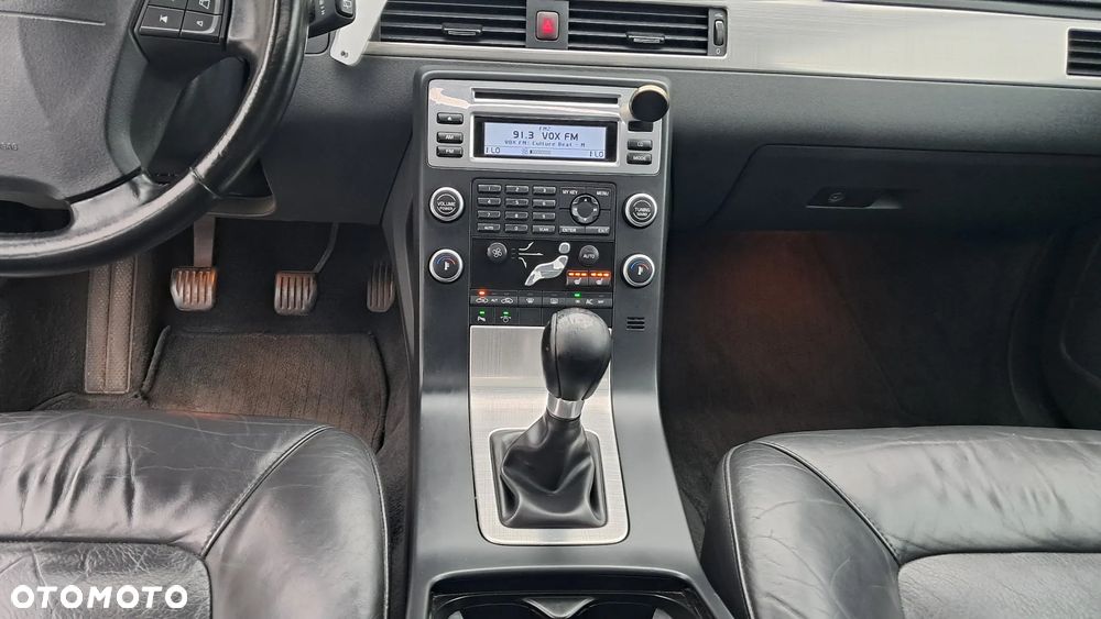 Volvo V70 2.0D Summum - 4