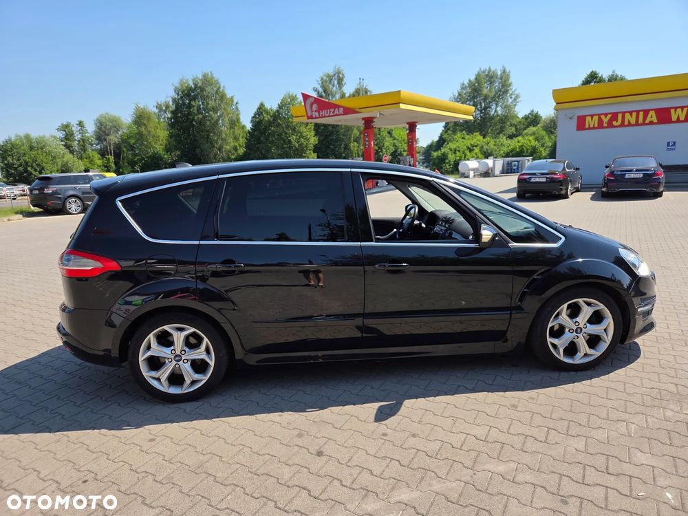 Ford S-Max - 8