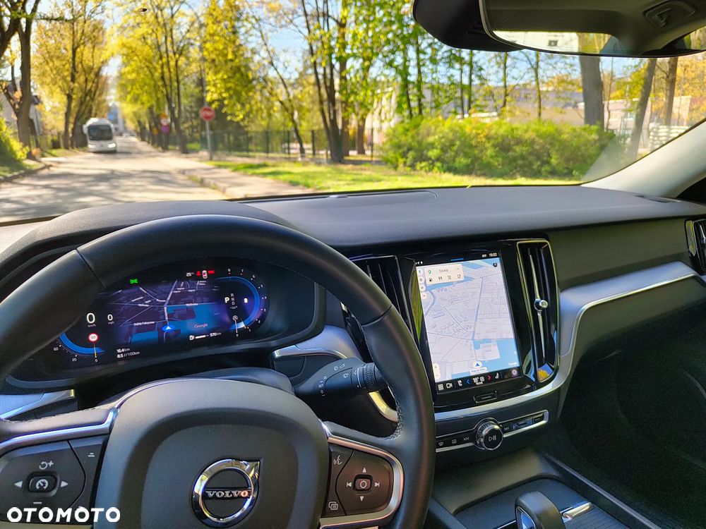 Volvo S60 B5 B AWD Plus Dark - 15