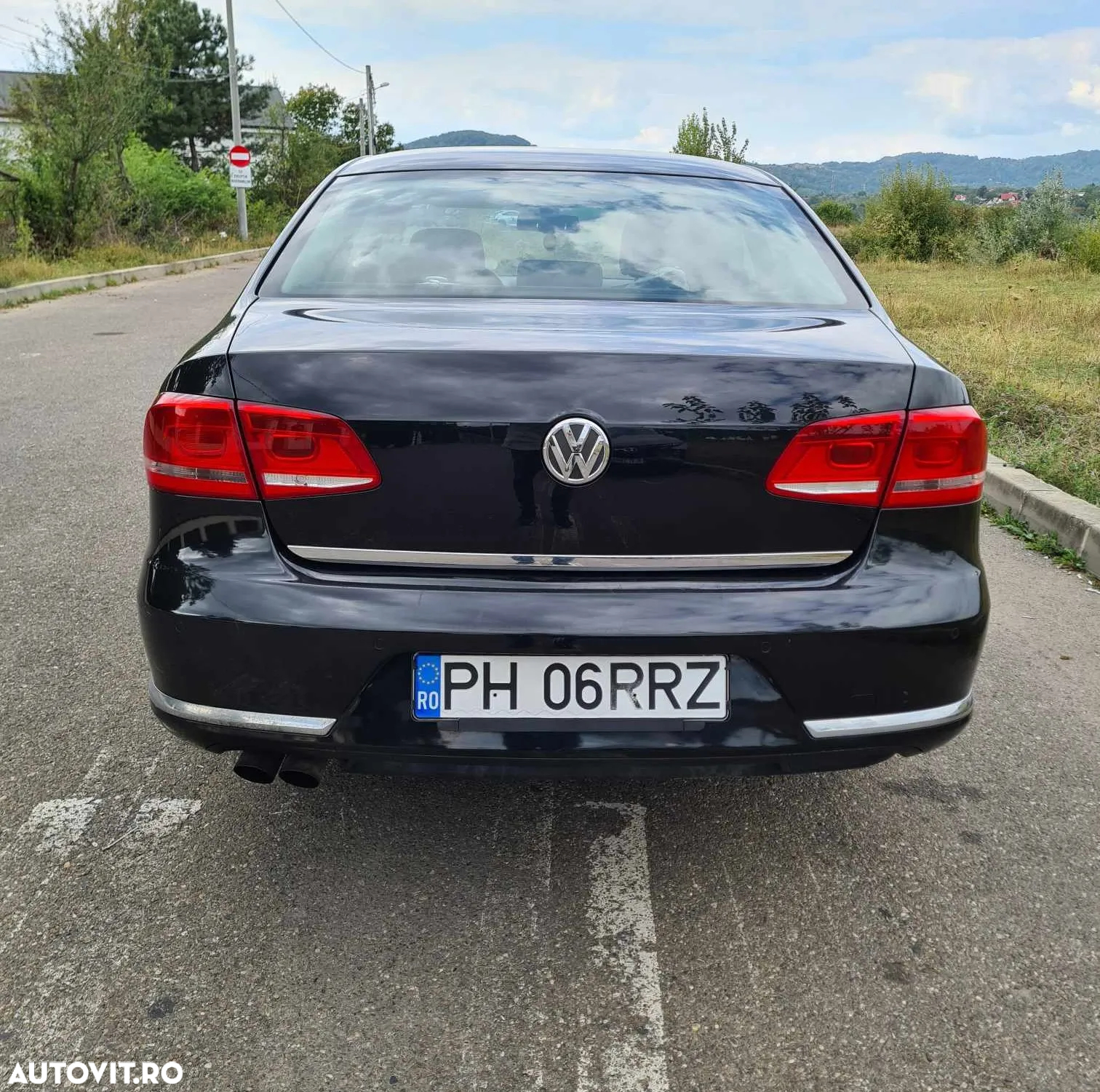 Volkswagen Passat Variant 2.0 Blue TDI DSG SCR Highline - 3