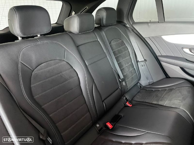 Mercedes-Benz C 300 - 23