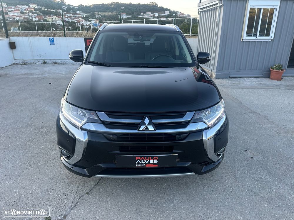 Mitsubishi Outlander 2.0 Intense Navi - 13