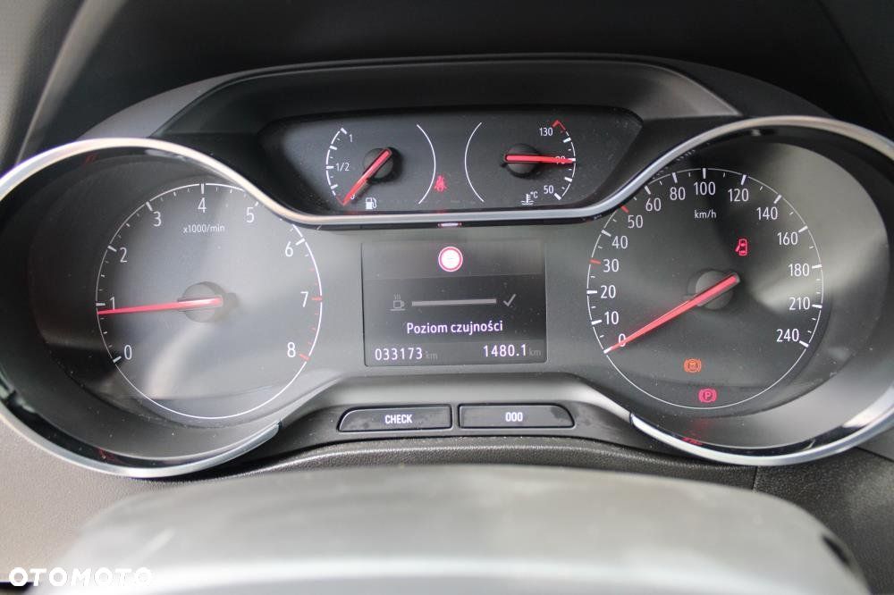 Opel Crossland - 13