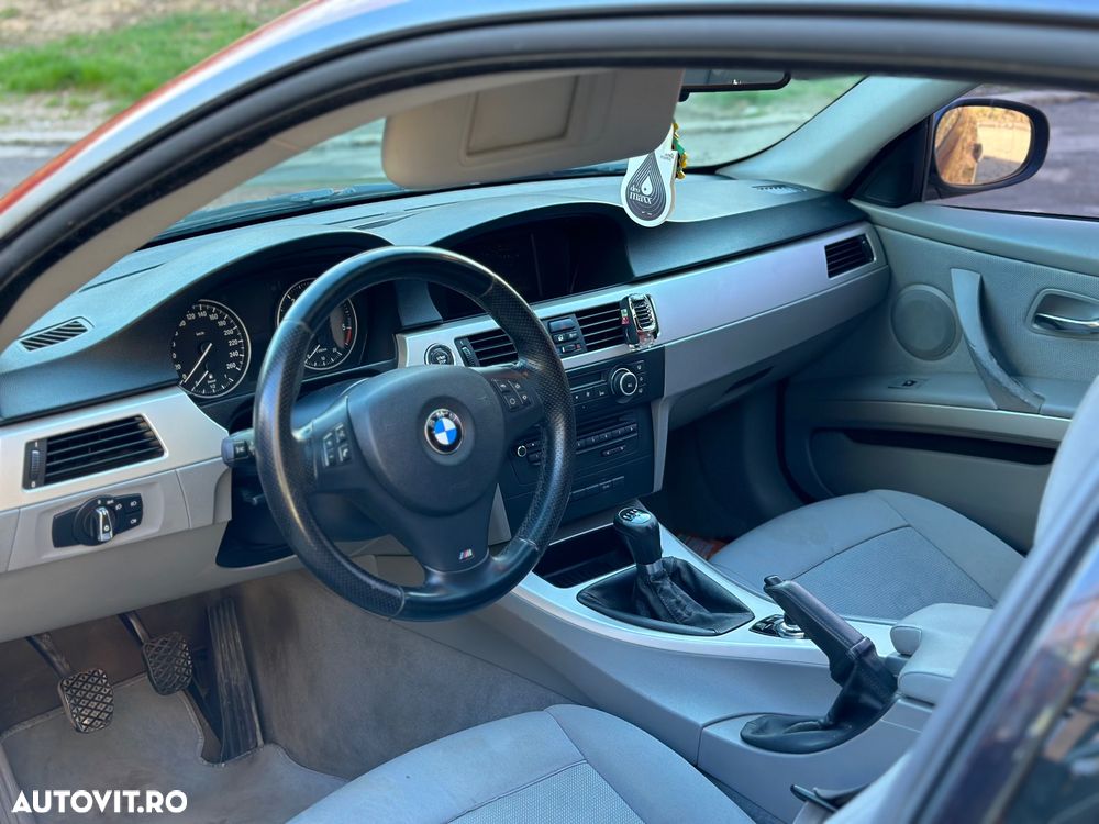 BMW Seria 3 320d - 6
