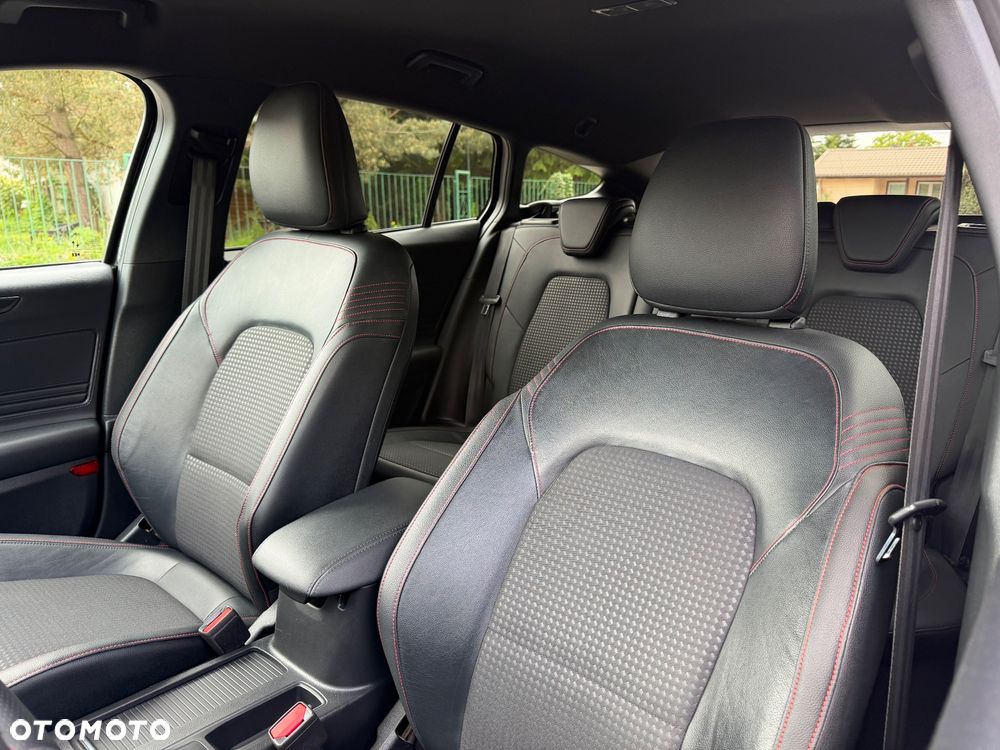 Ford Focus 1.5 EcoBlue Start-Stopp-System ST-LINE - 27